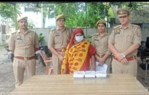 हरदोई में डेढ़ करोड़ की चोरी का खेल! अब महिला से मिले 13 लाख 71 हजार,पुलिस की कार्रवाई से मचा हड़कंप...