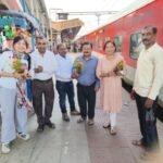 पूर्णिया बिहार 1 सितंबर 26 *कटिहार जंक्शन पर संगठन की ताकत का प्रदर्शन, असम की चेयरपर्सन मारामी गोस्वामी और सचिव अश्विनी शर्मा का हुआ जोरदार स्वागत*