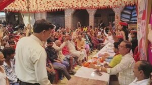 कानपुर नगर 5 सितंबर 26*शिक्षक दिवस के अवसर पर सपा नेत्री रचना सिंह का चिंतन व आंदोलन कार्यक्रम महिगवा गांव में