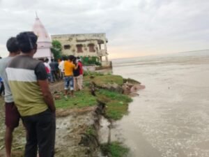 बाराबंकी 8 सितंबर 26*बाराबंकी में सरयू नदी का जलस्तर खतरे के निशान से 48 सेमी ऊपर 