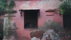 कानपुर नगर 22 सितंबर 26*खुजली का इंजेक्शन लगाया जायेगा, तो वहीं खुजली टॉनिक से खुजली वाले भ्रष्टाचारी मरीज़ भागते घूम रहे हैं,