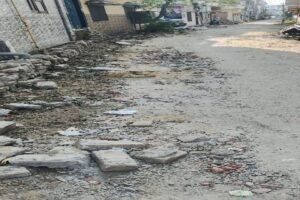 मुजफ्फरनगर24सितंबर2026*नगर पालिका की सुस्ती से सड़क निर्माण अधर में, कॉलोनीवासी परेशान