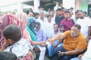 पूर्णिया27 सितंबर 26*सांसद पप्पू यादव का संवेदनशील दौरा, बड़हरा कोठी-बनमनखी में शोकाकुल परिवारों को बंधाया ढांढस