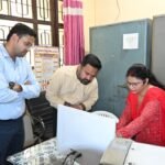 कानपुर28 सितंबर 26*जिलाधिकारी ने विकास भवन के विभिन्न कार्यालयों का किया औचक निरीक्षण