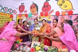 कौशाम्बी 28 सितम्बर 26*अध्यक्ष जिला पंचायत कल्पना सोनकर ने माताओं एवं लाभार्थियों से किया आत्मीय संवाद*