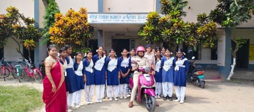 पूर्णिया बिहार 30 सितंबर 26 सड़क पर 'पुलिस दीदी' का पहरा - मनचलों की अब खैर नहीं*