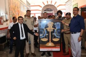 मथुरा 30 सितंबर 26 जिला जज महोदय, जिलाधिकारी एवं वरिष्ठ पुलिस अधीक्षक ने किया जिला कारागार का निरीक्षण*