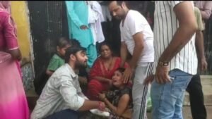 बाँदा5 सितंबर26*अनियंत्रित होकर ई-रिक्शा पलटा, नीचे दबकर मासूम की दर्दनाक मौत*