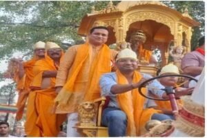 मुजफ्फरनगर3अक्टूबर26* भगवान श्री 1008 अनंतनाथ भगवान की वार्षिक शोभायात्रा श्रद्धा, भक्ति और धार्मिक उल्लास के साथ निकाली गई।