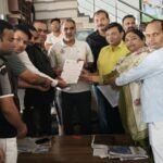 मुजफ्फरनगर 4 अक्टूबर 26*पूर्व केंद्रीय मंत्री डॉ. संजीव बालियान से मिले NHM संविदा स्वास्थ्यकर्मी