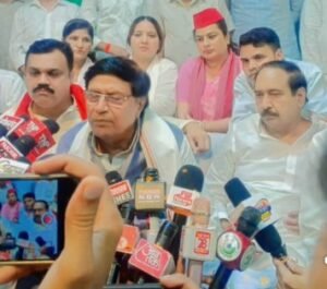 मुजफ्फरनगर 7 अक्टूबर 26 मुजफ्फरनगर में रामजीलाल सुमन के साथ मंच पर दिखीं पूजा अनिल अंबेडकर,,,