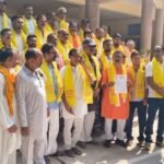 बांदा8 अक्टूबर 26*ऐतिहासिक नवदुर्गा महोत्सव की तैयारियां तेज:,  डीएम को सौंपा 16 सूत्रीय ज्ञापन,