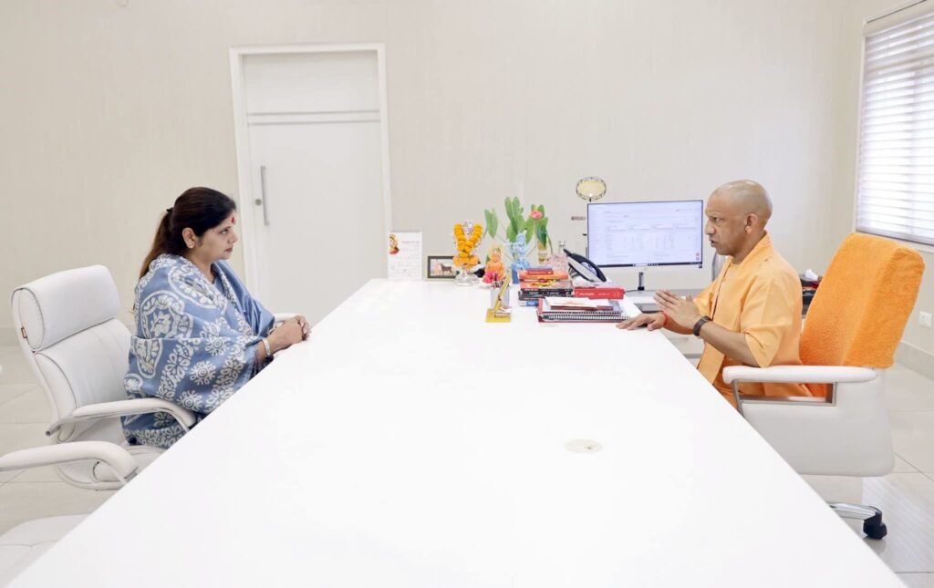 लखनऊ 9 अक्टूबर 26*एप के जरिए ऑनलाइन कनेक्ट होंगी प्रदेश की महिलाएं*