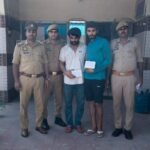 मथुरा 17 अक्टूबर 26* 02 अभियुक्तगण को 02 हैरो व रुपए व चोरी की घटना में प्रयुक्त ट्रैक्टर सहित गिरफ्तार किया गया ।*