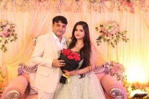 महोबा 26 अक्टूबर 26*एक ही जिले में तैनात दो PCS अधिकारियों में पहले प्यार हुआ अब कर रहे है शादी