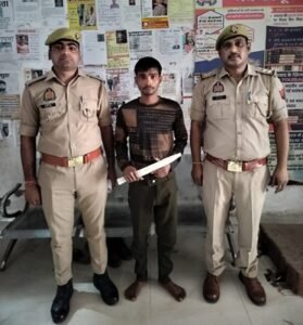 मथुरा 28 अक्टूबर 26*थाना वृन्दावन पुलिस द्वारा एक 01 अभियुक्त को 01 अवैध चाकू सहित किया गिरफ्तार ।*