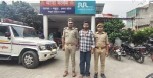 मथुरा 29 अक्टूबर 26* ग्राम भरतिया में हिंसक झड़प, पथराव व फायरिंग की घटना में वांछित अभियुक्त को अवैध हथियार सहित किया गिरफ्तार ।*