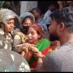 लखनऊ25 अक्टूबर 26**कैसरबाग में बुलडोजर कार्रवाई से मचा हड़कंप, मां-बाप और मासूम बच्चे हुए बेघर*
